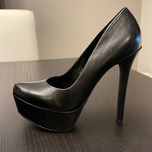 Jessica Simpson Waleo Black Leather Platform Stilettos